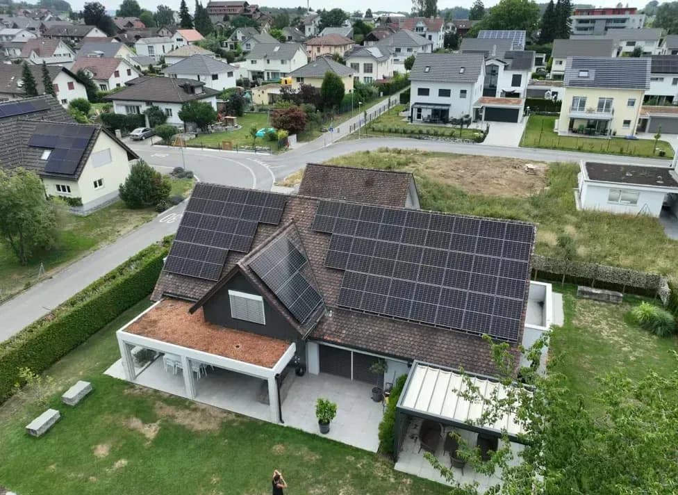 PV-Anlage fürs Einfamilienhaus in Frauenfeld und Umgebung installieren – Jetzt beraten lassen