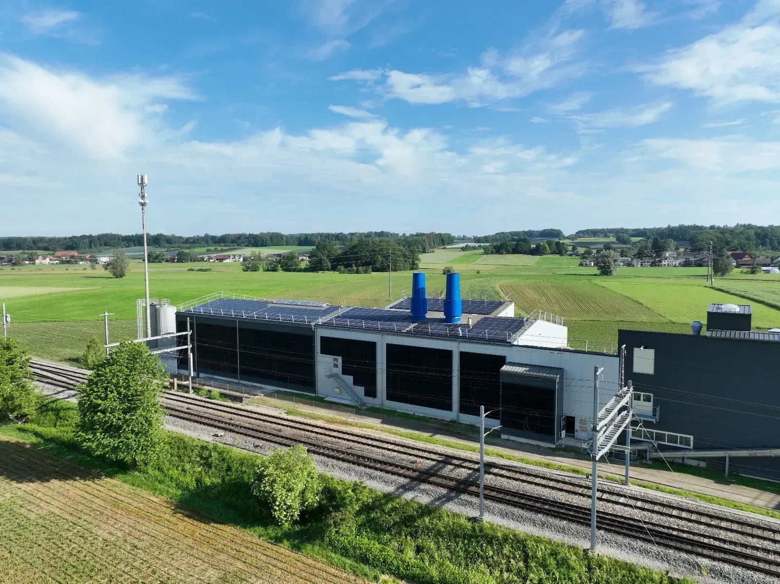 Photovoltaik Fassade installieren in der Ostschweiz
